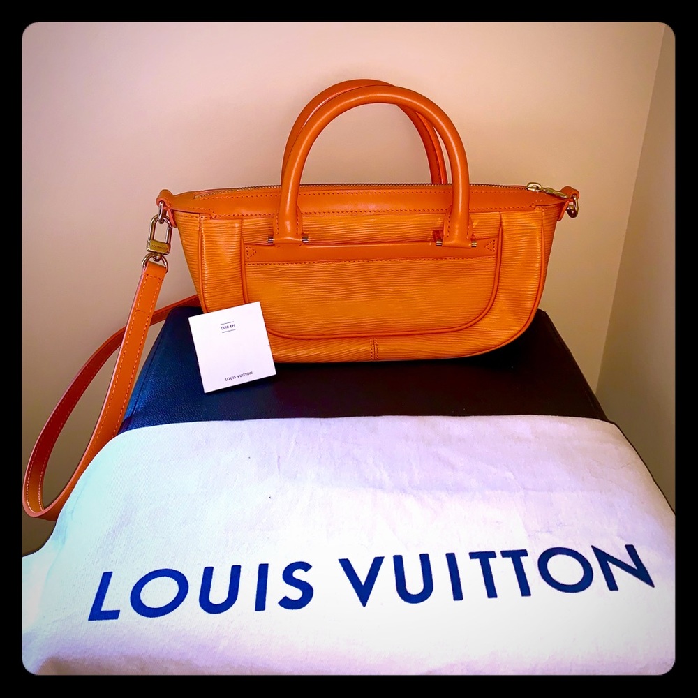 Louis Vuitton Epi PM Tote - Picture 1 of 7